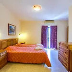 Blubay By St Aparthotel Gzira