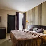Blubay By St Aparthotel
