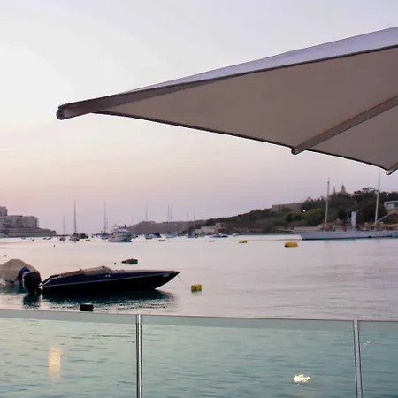 Blubay By St 3* Gżira