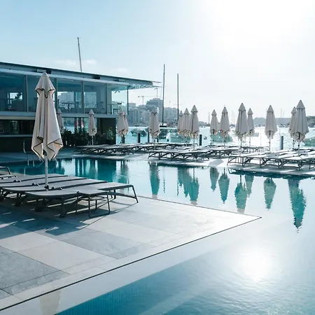 Blubay By St 3*