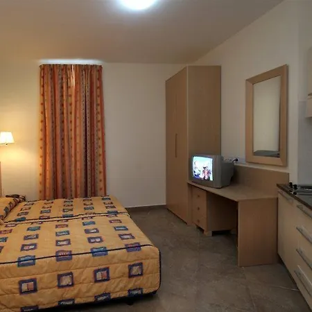 Apartmanhotel Blubay By St 3*