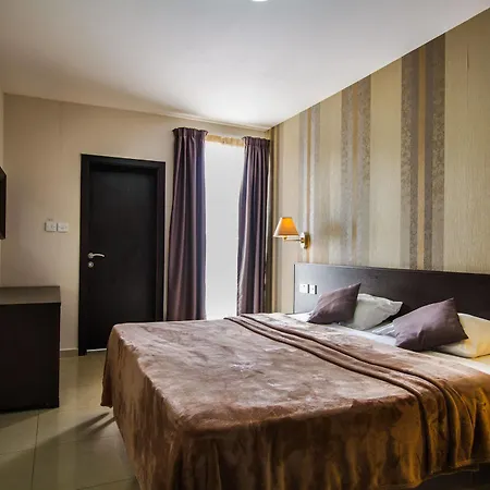 Blubay By St Apartahotel