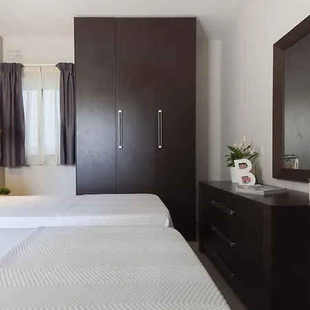 Apartmanhotel Blubay By St