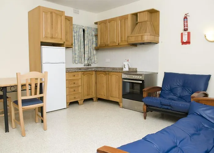 Blubay By St Apartmanhotel 3*