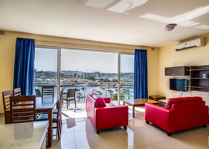 Blubay By St Apartmanhotel