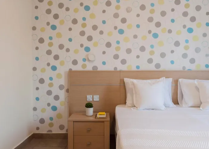 Blubay By St Apartahotel 3*